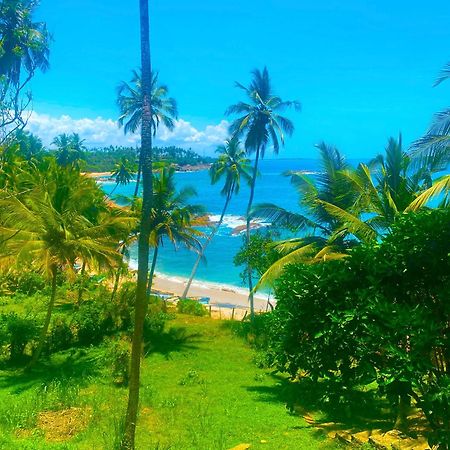 Bluewind Resort Tangalle Esterno foto