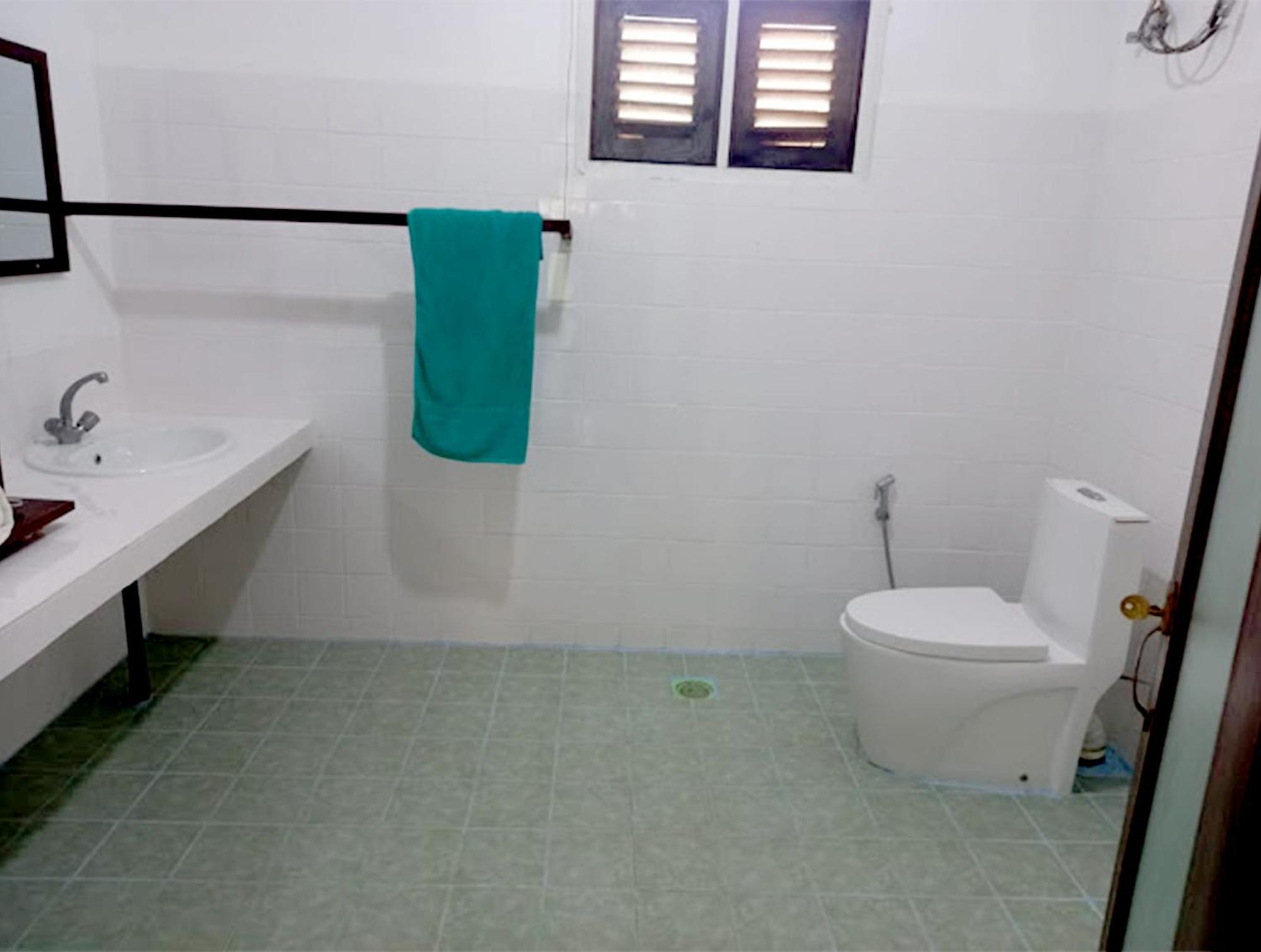 Bluewind Resort Tangalle Esterno foto