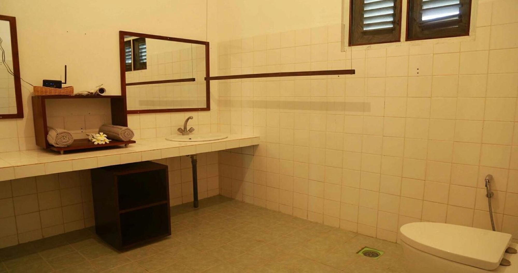 Bluewind Resort Tangalle Esterno foto