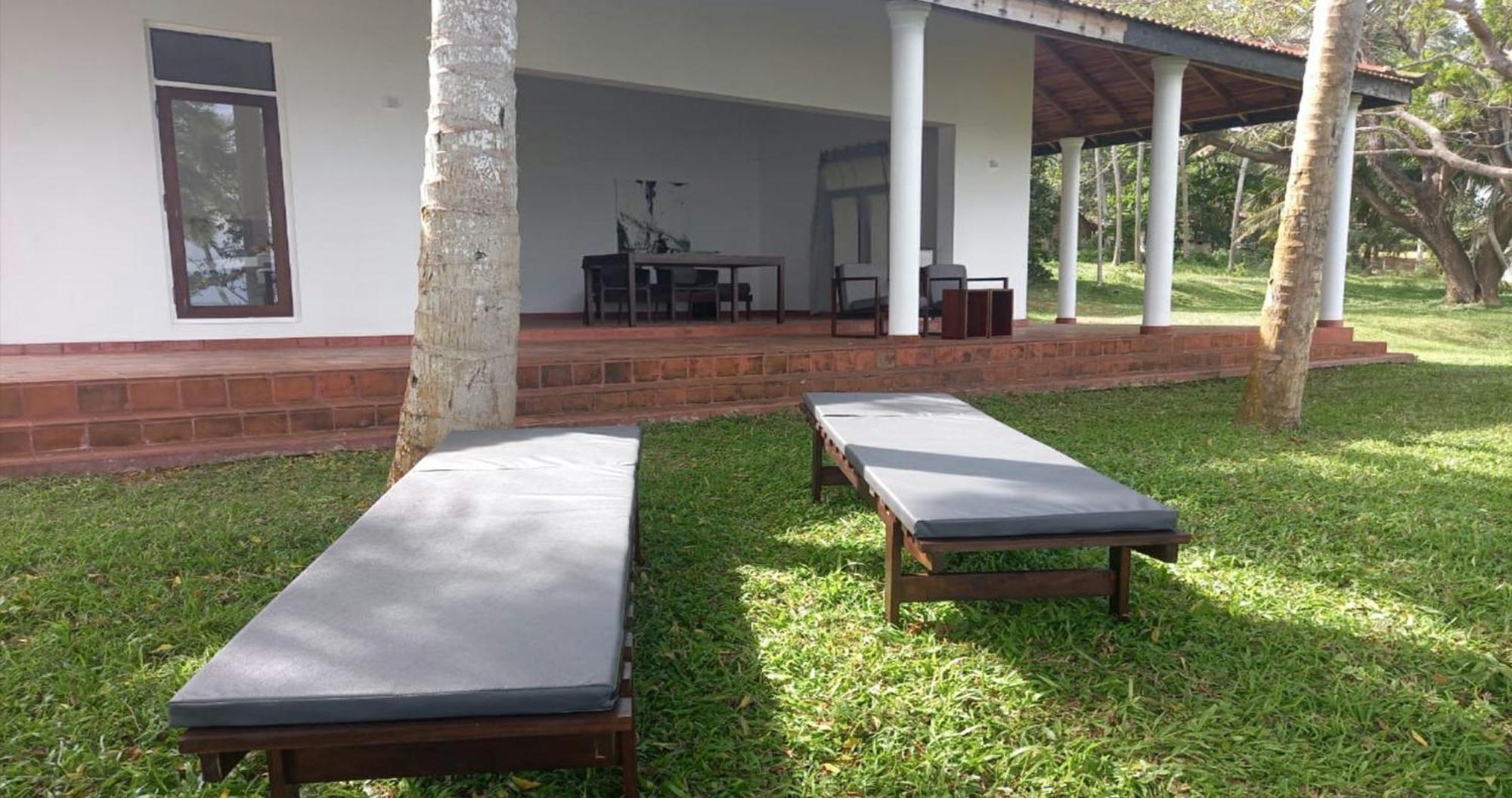 Bluewind Resort Tangalle Esterno foto